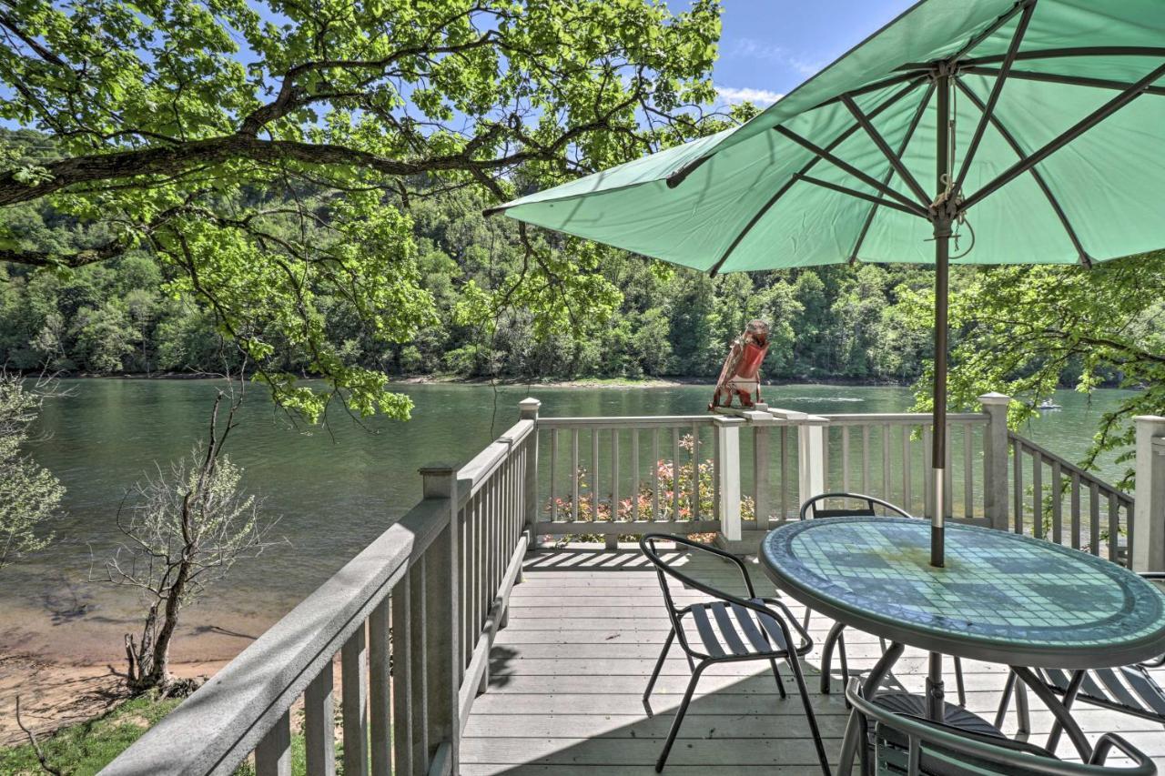 Lakeview Escape With Direct White River Access! 외부 사진